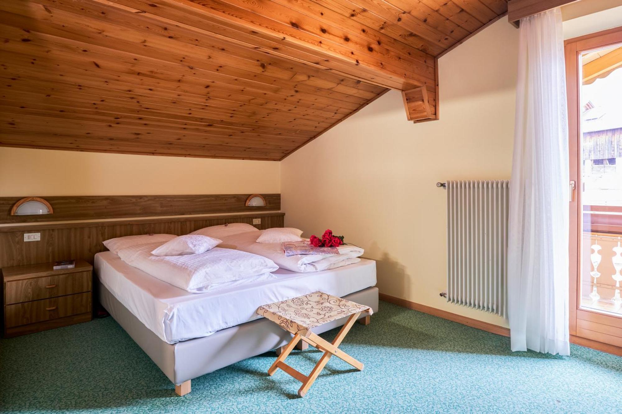 Berg Hotel Latemar Spitze Vigo di Fassa Bagian luar foto