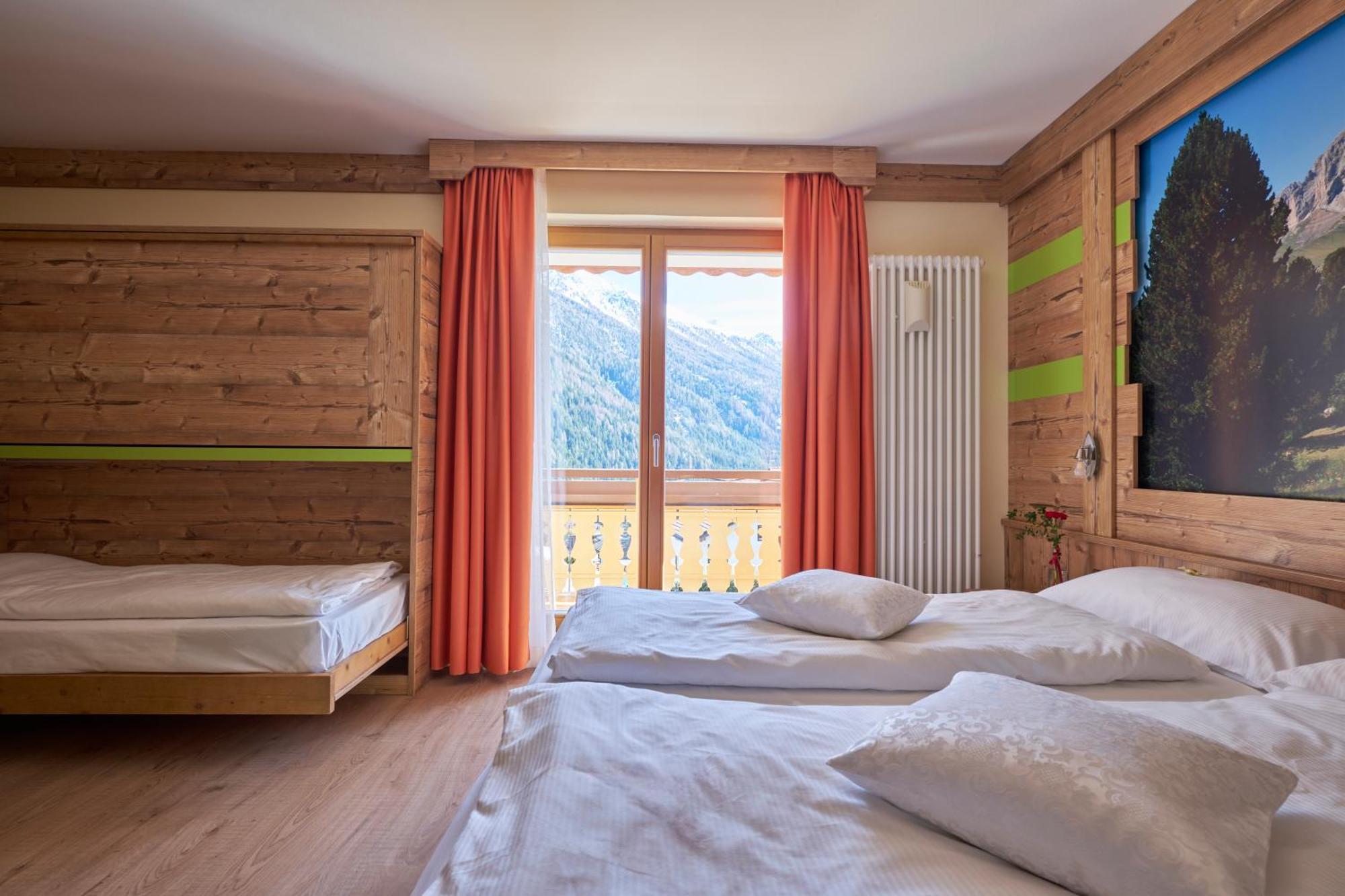 Berg Hotel Latemar Spitze Vigo di Fassa Bagian luar foto