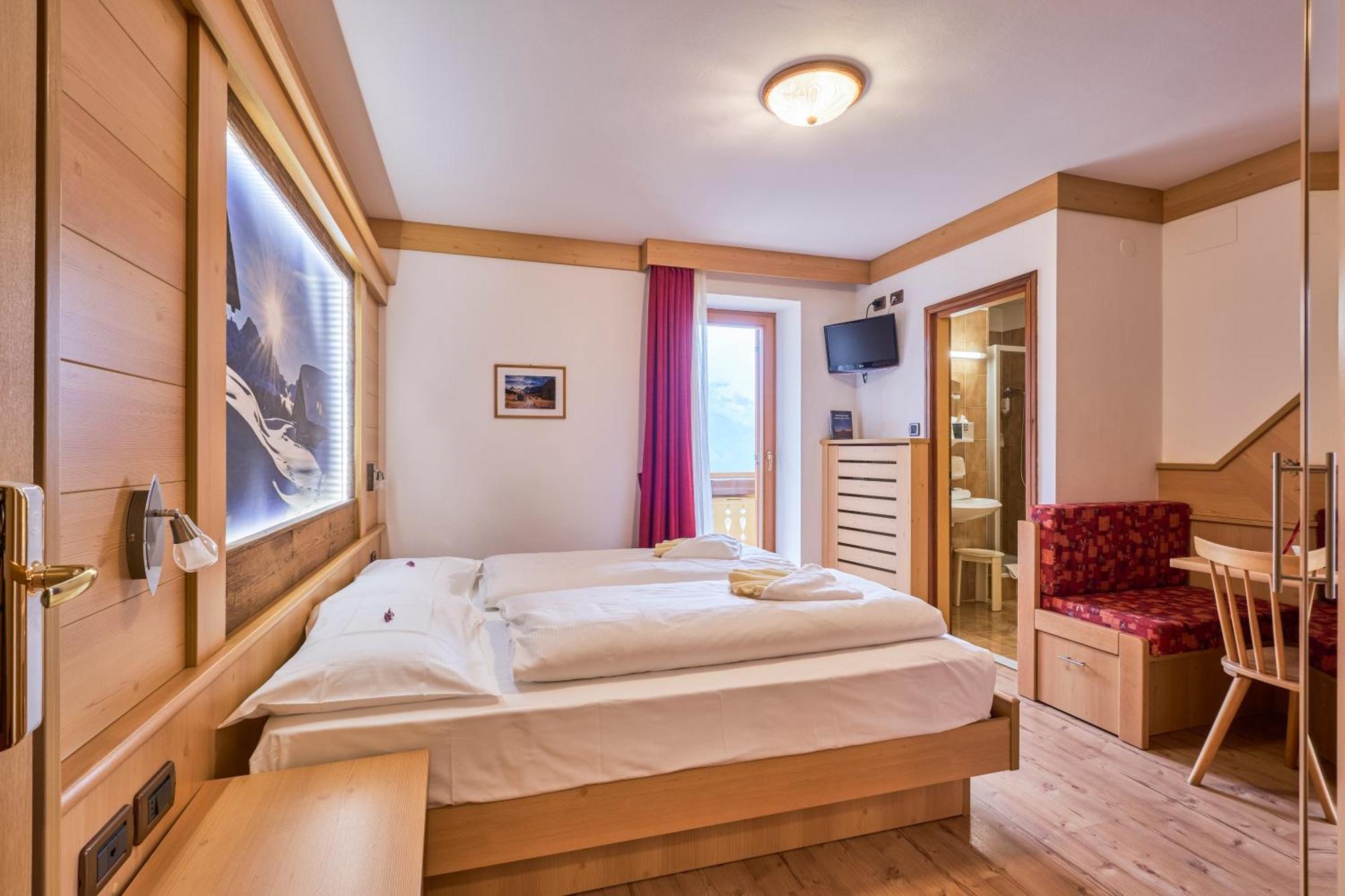 Berg Hotel Latemar Spitze Vigo di Fassa Bagian luar foto